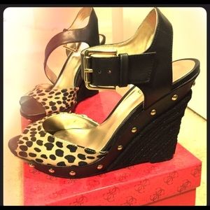 Leopard Guess Wedge size 7.5